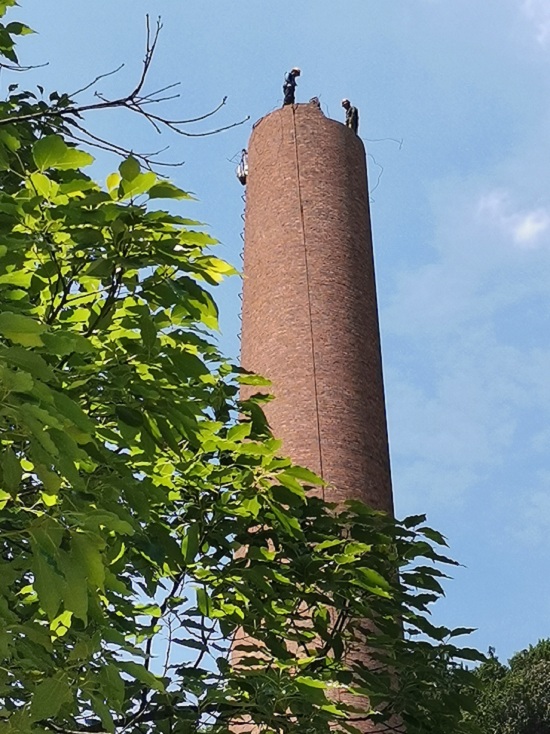 煙囪拆除公司 水泥煙囪是怎么拆除的？