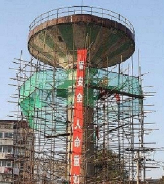 水塔拆除公司介紹拆水塔怎么樣比較安全？