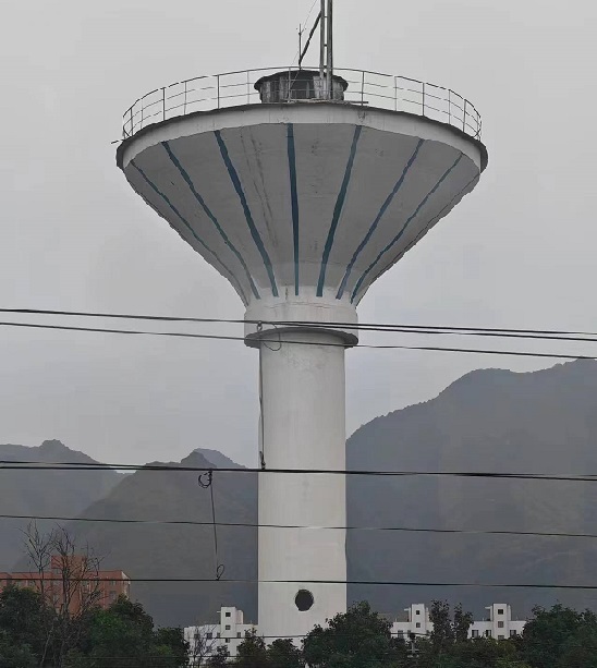 水塔拆除公司：安全至上，為城市建設(shè)提供有力支持